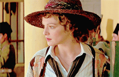 houselannister:  Evelyn: Look, I… I may not be an explorer, or an adventurer, or