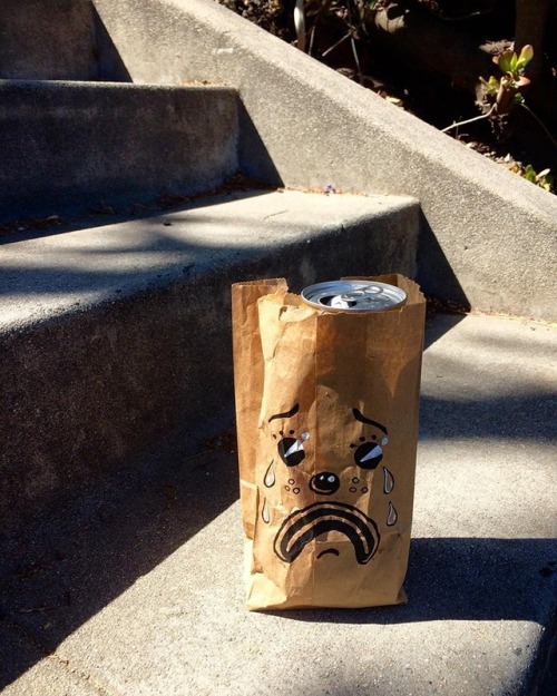 escapekit:  Sad Clowns LA-based street artist Lonesome Town humanizes unwanted objects by transforming them into sad clowns.Escape Kit / Instagram / Twitter / Minuscule / Subscribe 