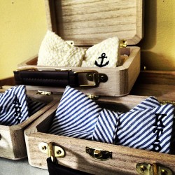 properkidproblems:  Shipping out a few news monogrammed bows this afternoon. http://www.ProperKidProblems.com 