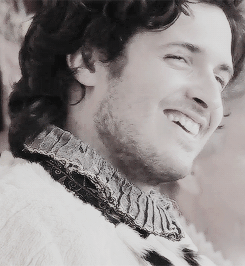 queenrhaenyra:→ King Francis (François) I + being mentioned in Reign *note: The salamander Catherine