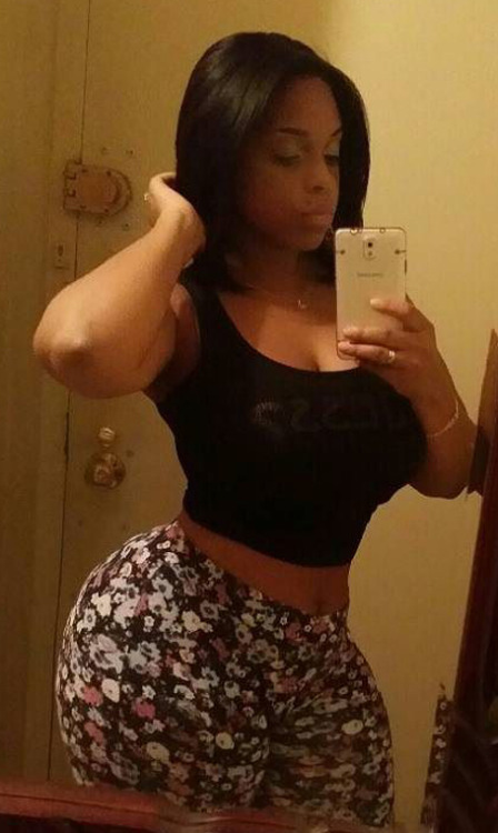 extremebodiez:  Kriza Stunning Dominican Mami Thicker Then your Average    😍😍😍😍😍😍😍