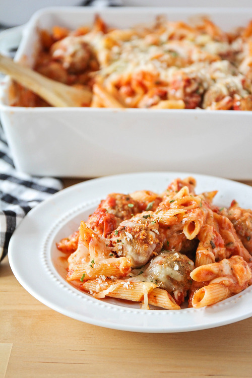 hoardingrecipes:Baked Meatball Penne