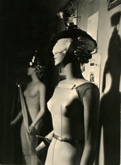 hauntedbystorytelling:  MAN RAY :: from the