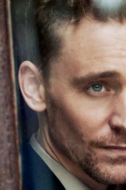 hiddles-kili-misha-in-a-starship:  wikatiepedia:  wikatiepedia:   have you ever noticed that one side of tom hiddleston’s face always looks really intense and strong and the other side always looks really innocent and sorrowful  [ABLE-BODIED AND ROBUST