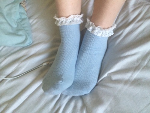 crydaisy:crydaisy:cute new panties cute new socks i feel adorableOmg remember this I don’t!!