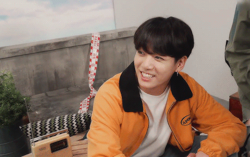 Look At The Way Jungkook Turned To Check On Yoongis Reaction (trans)