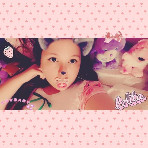 Gow a new Paci Btw I got my first sexy DDLG shop where I post hot Pictures of myself https://shoptly