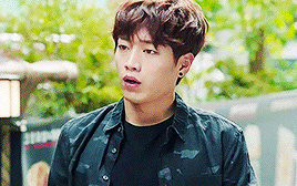 sleepingtide:Senior, do you know a Baek In Ho by any chance? He’s tall and talks in a rough way…he’s