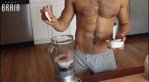 nationwideexposure:  Franco Cooks / Chia Pudding  jfpb