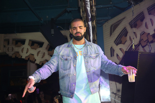fordrizzydrake: Drake performs during Drake’s Summer 16 After Party at Flash Factory on August