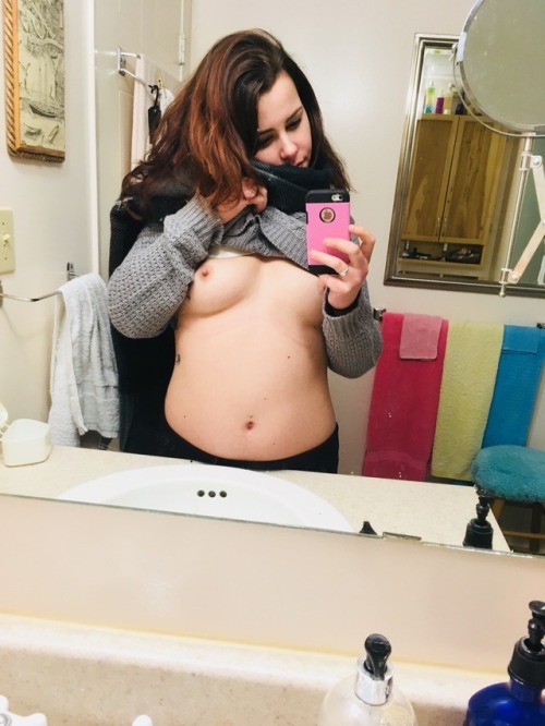 alovelyandbittersweet: feeling so much love from you guys at Xmas. here’s my boobs again, all 