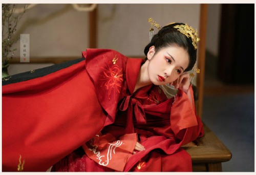 hanfugallery:Chinese hanfu by 菩提雪