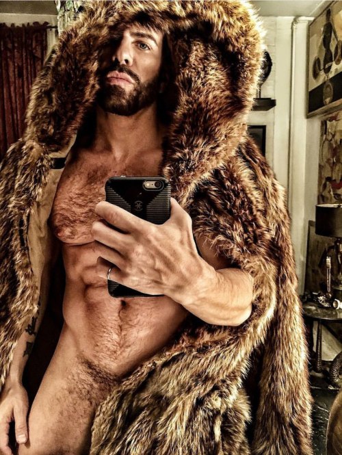 i-want-that-guy.tumblr.com—— Follow me and I will check out your page. If I like what I see I will F
