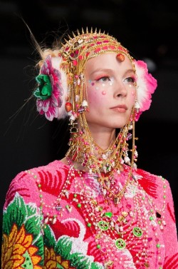 thefashiongeeker:Manish Arora at Paris Fashion