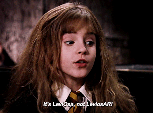 claus-bergman:  It’s LeviOsa, not LeviosAR!Harry Potter and the Philosopher’s