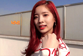 kimnatozaki: Q: You’re promoting as an idol member like you’ve always dreamed