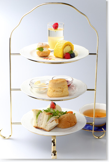 Here are some of the desserts and food sets offered at Swallowtail, the top butler cafe in Tokyo! Th