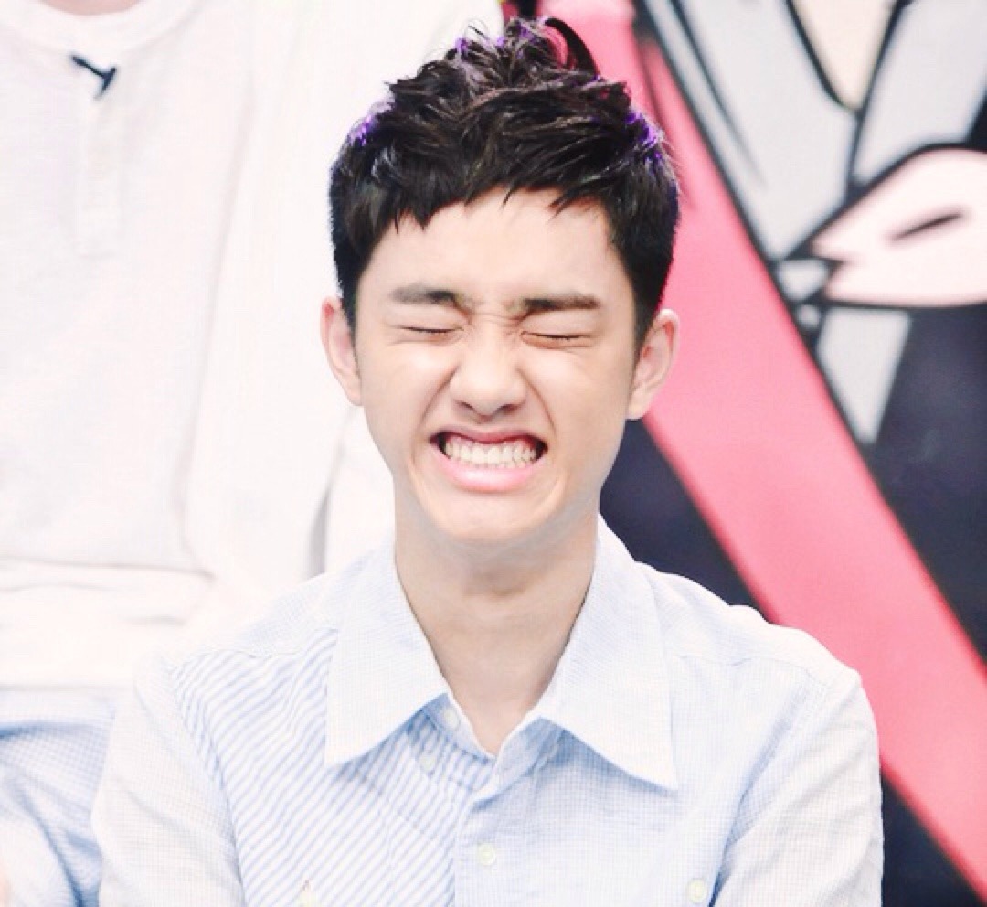 chanssoo:  exodus-lawliet:  BUT WHY DOES HE LOOK THE SAME  @the-baekery 