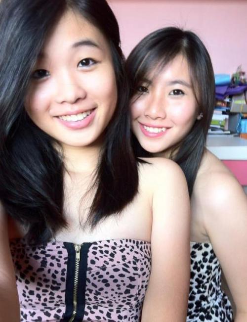 hornyxmm: malaysianmadegirls: ann lee  Omg i need her to fit into my huge dick The girl behind on th