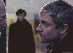 benedictcumberbatchsgirlfriend:  amygloriouspond:   ∞ Scenes of Sherlock  Can I flick your face? I just love doing this.   Don’t fucking mess with Sherlocks pressure point