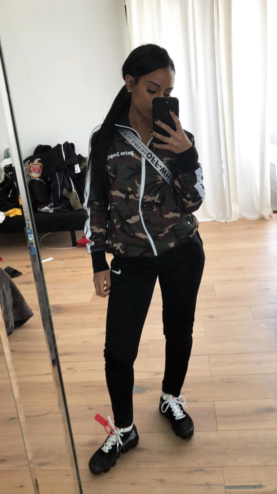 off white vapormax outfit
