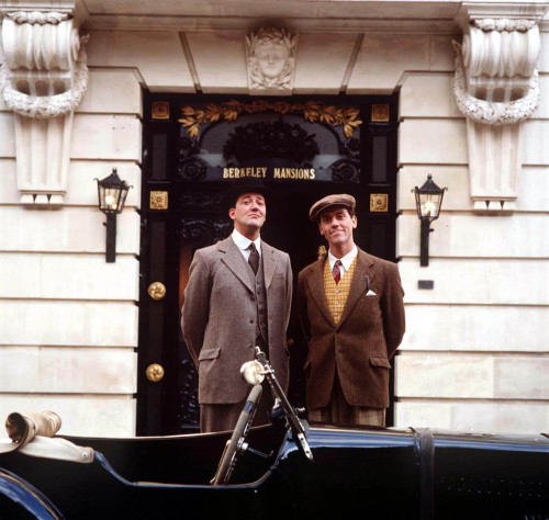 perioddramastills:Stephen Fry &amp; Hugh Laurie in Jeeves and Wooster