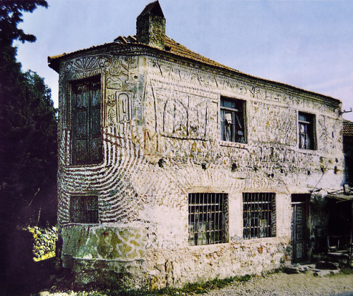 The supremely eccentric house built by Kamil Gök of Dereköy village, Bodrum, Turkey.Kamil 