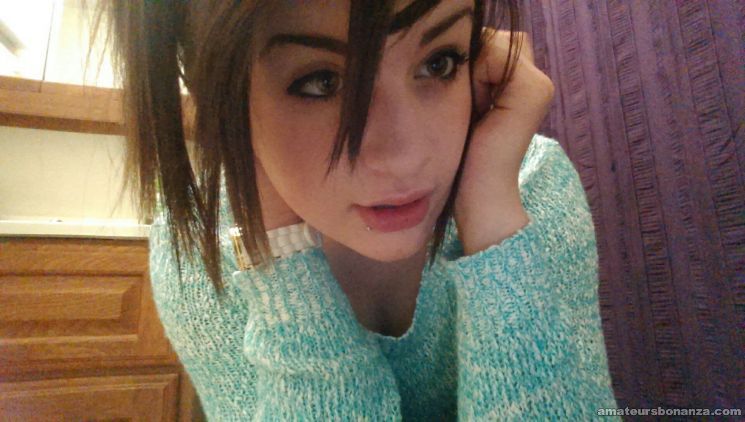 amateurs-bonanza:  More girls and videos on our official site.