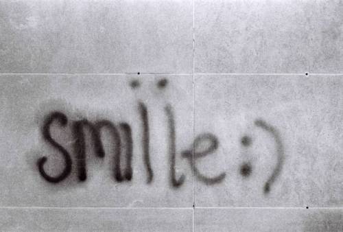 #rcooperphotography #35mm #filmisnotdead #filmphotography #message #smile #streetart #streetphotogra