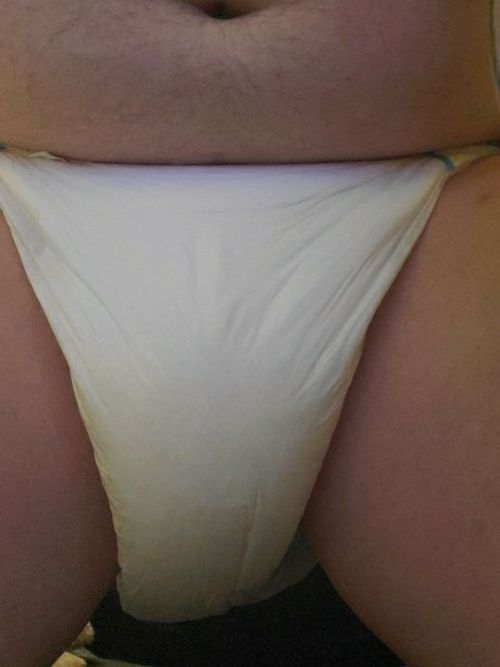 Really Soaked That Diapee. Only 2 Wettings And It Was This Saturated And Leaking As I Walked . I Got