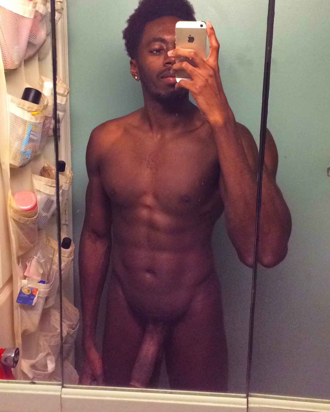 royalbxtchh:  With an ass like that, why aren’t you mine? 😋 