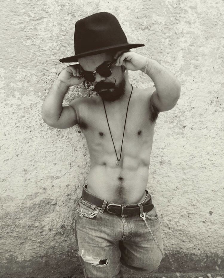 nestor-oeste:  hermoso  😍🤤👌