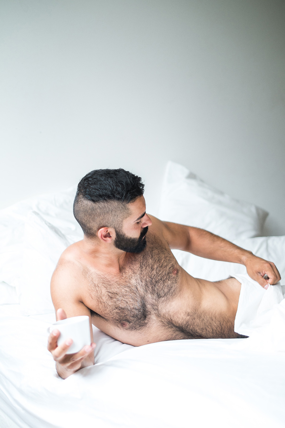 summerdiaryproject:  EXCLUSIVE     COFFEE IN BED    with   KARLO MARTINEZ PHOTOGRAPHY