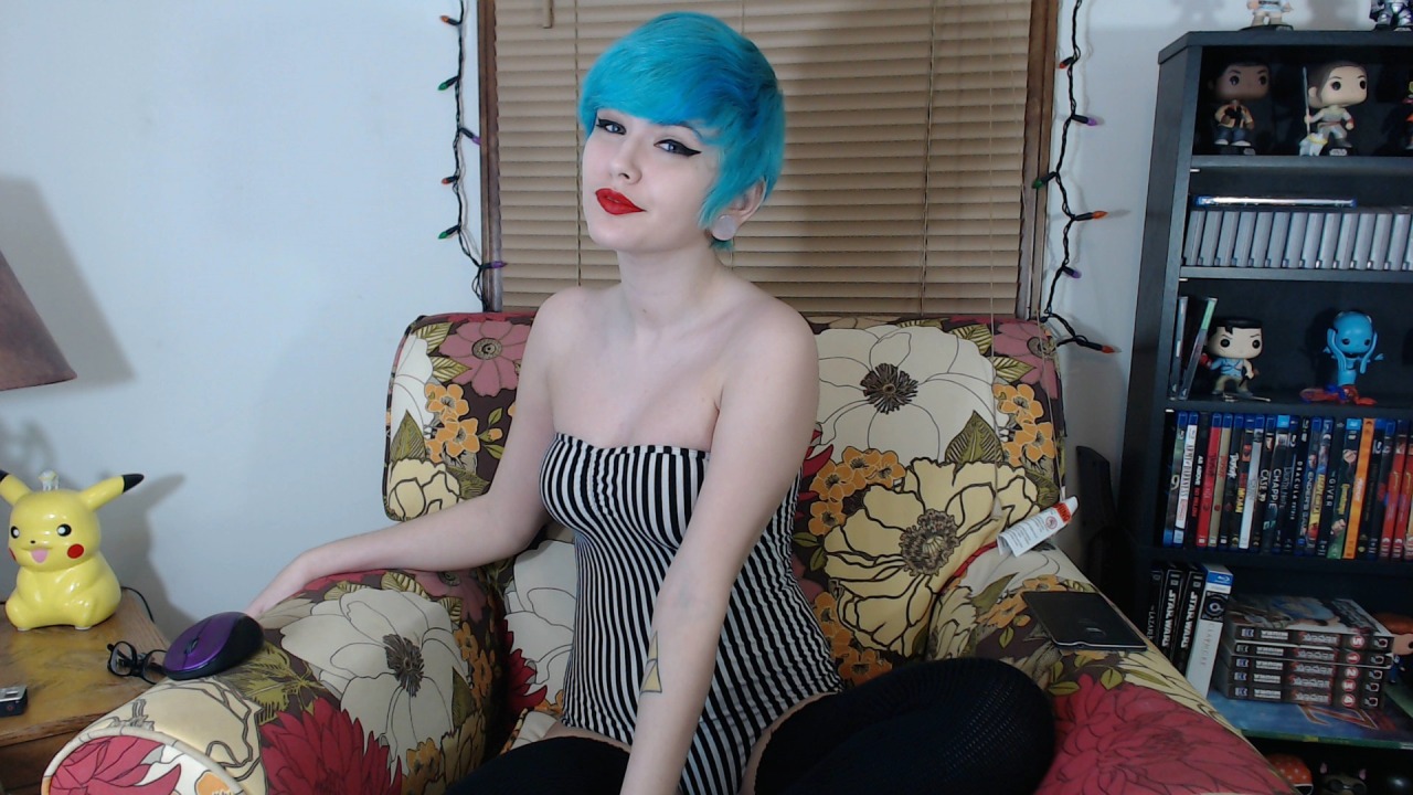 rydenarmani:  Cam time! Link is on my blog or on Twitter!