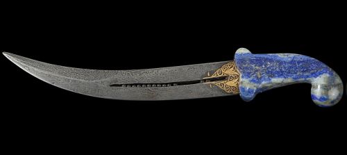 art-of-swords:Mughal Style Dagger Dated: 20th centuryCulture: Indian, Mughal styleMedium: steel, sod