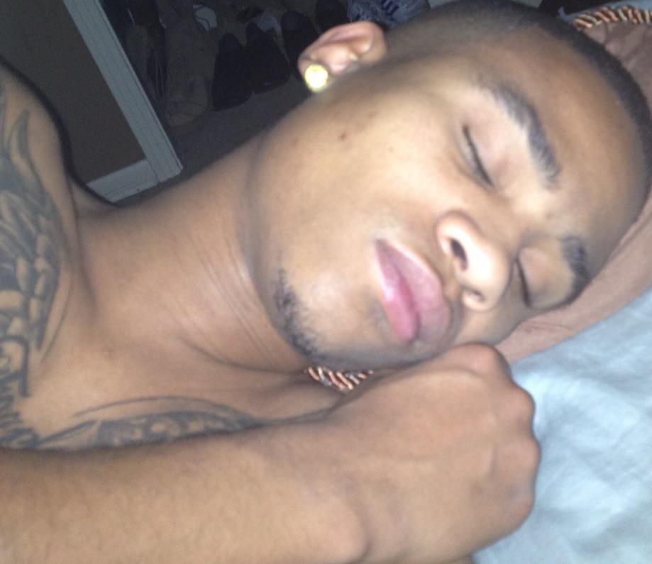iamdahrealrenzo:  Follow Me on TWITTER : @ ObeyyMe_RenzoooInstagram : iAmDahRealRenzoSend