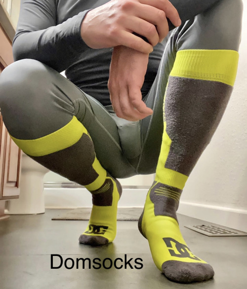 XXX domsocks88:Chilly out today photo