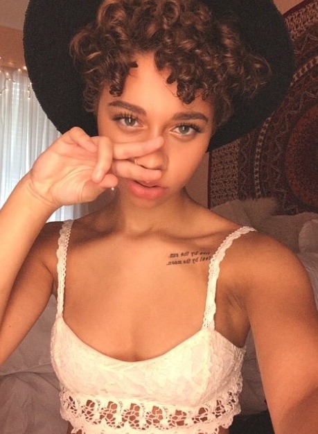 solisseblog:  IG: frickingbabe