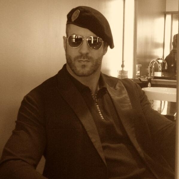 perversionsofjustice:  melzabelza here’s some more Cesaro