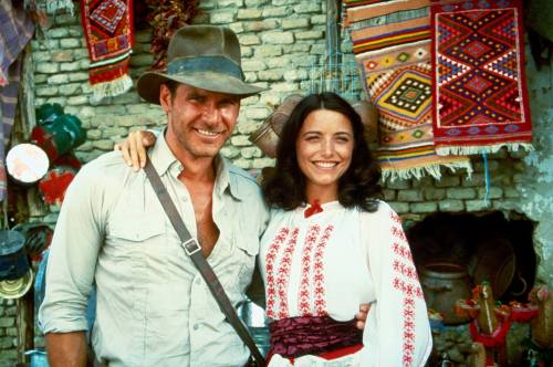 Harrison Ford and Karen Allen. Raiders of The Lost Ark (1981). (via Photos du journal - Iconic Cool 