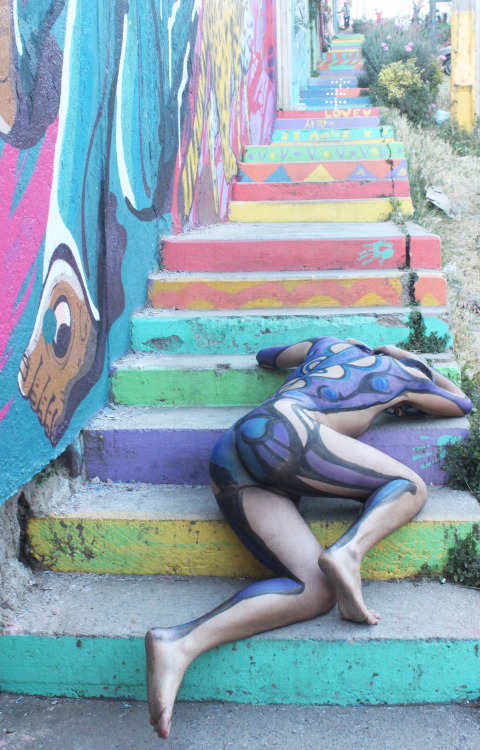 aviagemdoheroi:Sou autor e sou obra.Faço parteda harmoniada cidade.Body Painting e Foto: Antuá Art.