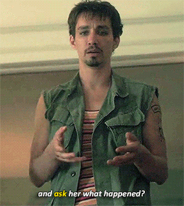 yass-klaus:  bensklaus: klaus + asking vanya Klaus had all the brain cells in these scenes.