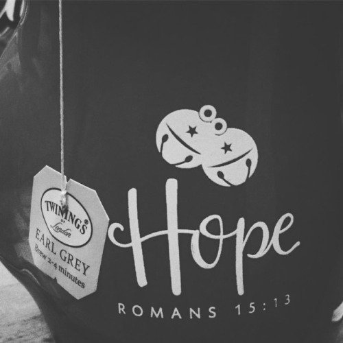 Tea & Sympathy & Hope..always Hope..Bon Lundi, Mes Amis!