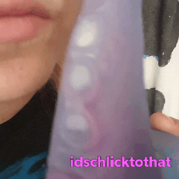 idschlicktothat:Licking off my yummy cum