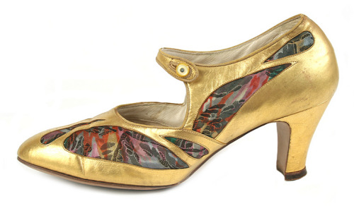 The Me I Saw | Evening shoe, 1920s, France.