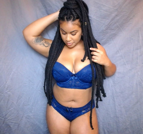 curtflirt509:  Love her body!! 