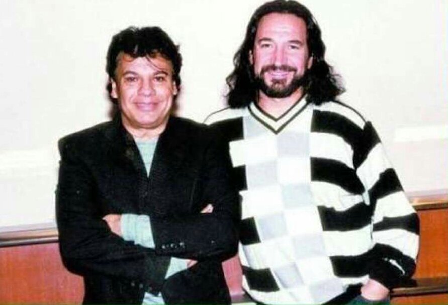Último Minuto: Nuestro señor Jesucristo recibió personalmente a Juan Gabriel.