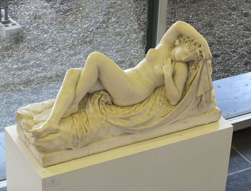 Soñando con Morfeo, obra de Charles Auguste Fraikin