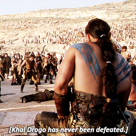 sonoundiocreaturaottusa: “Next you want to braid my hair?” “You’ve no right 