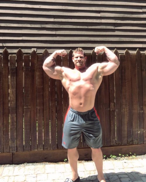 jimbibearfan:  bigtexmusc: skiinner1-us:  max14me:         Kyle Blevins in